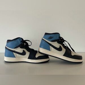 Nike AJ1 University Blue